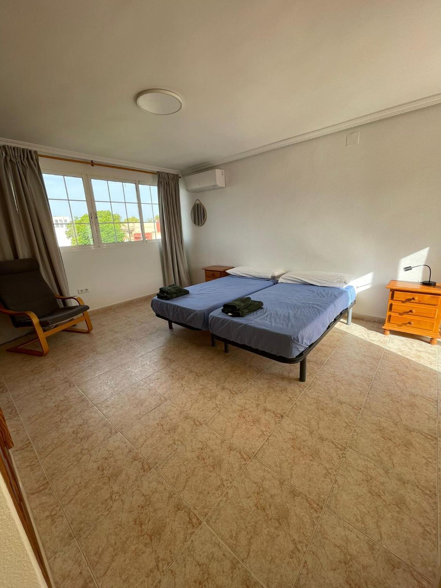 Bungalow Familiar Con Piscina San Juan  Ngoại thất bức ảnh